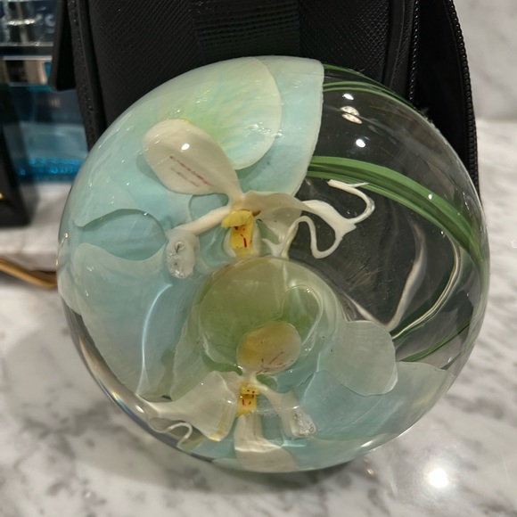 Emilio Robb’s Pink Orchid Candle Holder.  Green Orchid holder is not available. - Picture 7 of 7